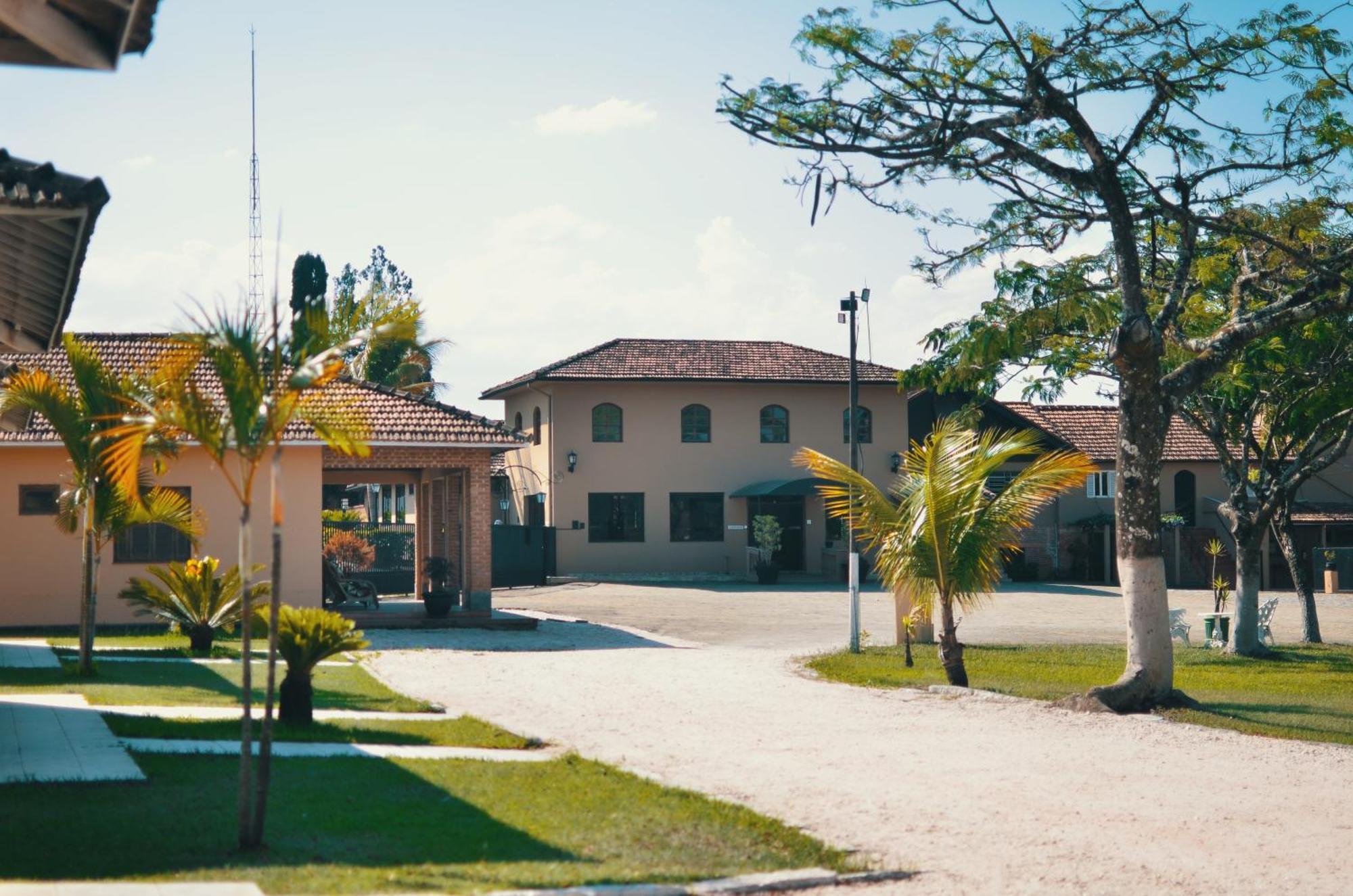 O Paturi - Village Proximo Aparecida Hotel